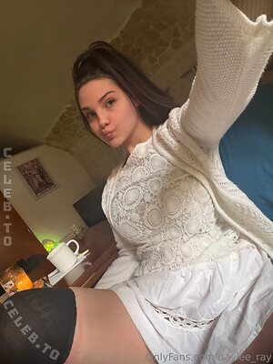 Baylee Ray 🪬🤍 leaked photo #5