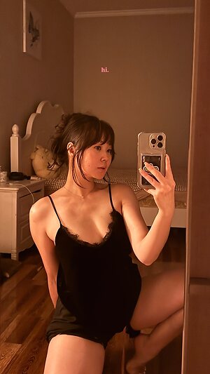 bayrcheee Nude Leaked Photo #4