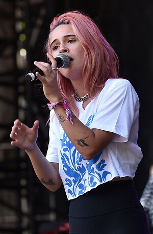 Bea Miller leaked photo #5