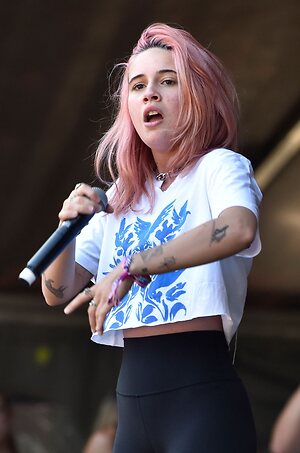 Bea Miller leaked photo #8