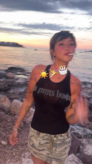 Beabadoobee leaked photo #37