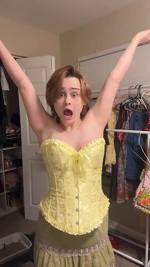 beanswithbombs Nude Leaked Photo #53