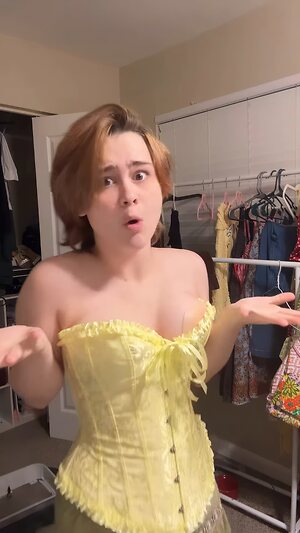 beanswithbombs Nude Leaked Photo #54