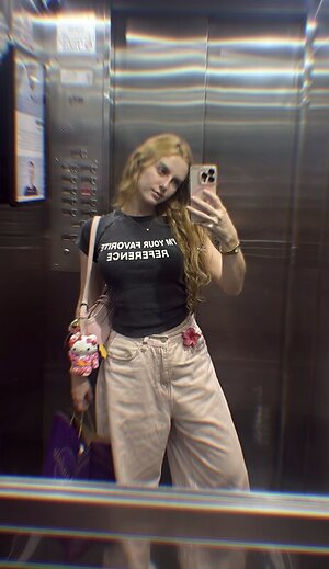 Beatriz Fernandes leaked photo #2