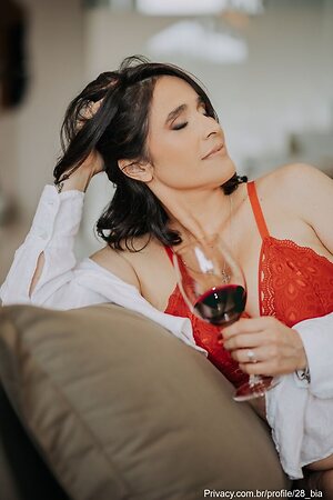 Beatriz Oliveira leaked photo #16