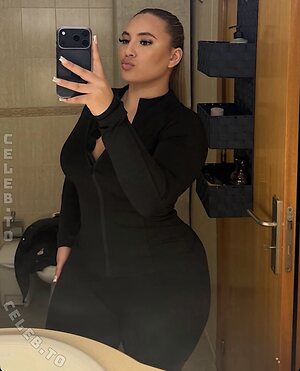 Beatriz Silva Nude Leaked Photo #10