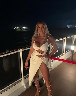 Beauty.carollima Nude Leaked Photo #32