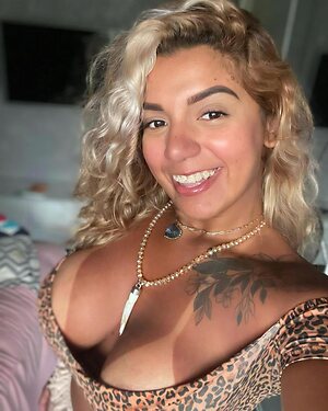 Beauty.carollima Nude Leaked Photo #41