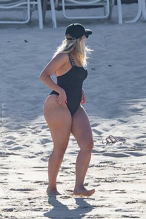 Bebe Rexha Nude Leaked Photo #159