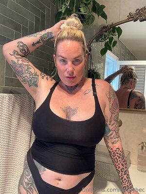 Bec Rawlings leaked photo #34
