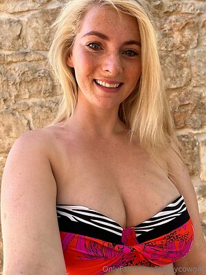 Becky Houze leaked photo #57