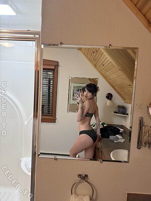 beebee Nude Leaked Photo #23