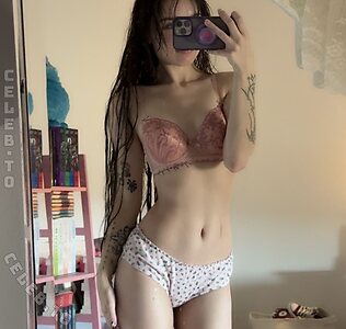 beebee Nude Leaked Photo #116