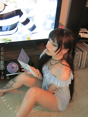 beebee Nude Leaked Photo #358