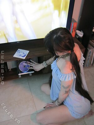 beebee Nude Leaked Photo #359