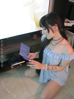 beebee Nude Leaked Photo #362