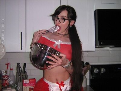 beebee Nude Leaked Photo #377