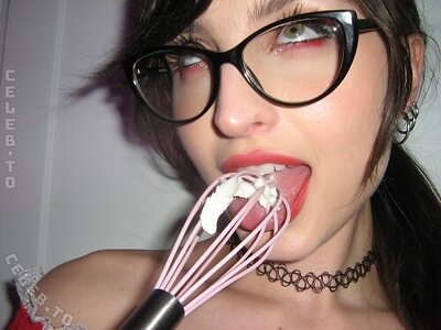 beebee Nude Leaked Photo #393