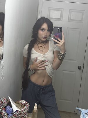 beebee photo
