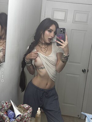 beebee photo