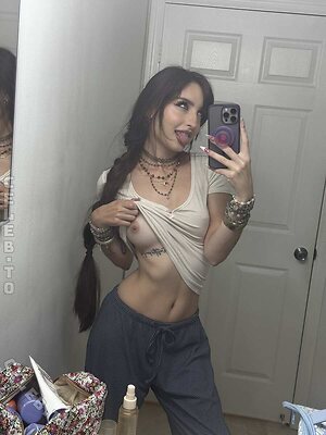 beebee photo