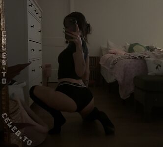 beebee Nude Leaked Photo #1103