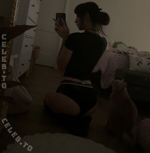 beebee Nude Leaked Photo #1108