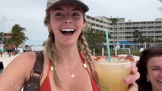 Beez Asmr photo