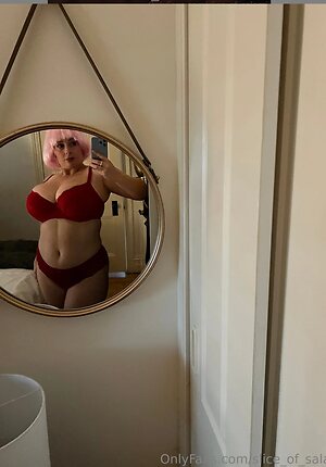Bel Larcombe slice_of_salami_ leaked photo #98