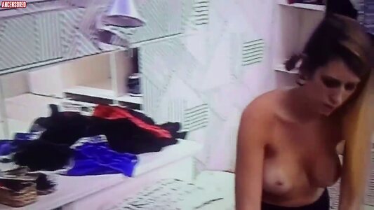 Belen Cavanay leaked photo #4