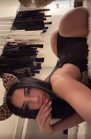 Bella el