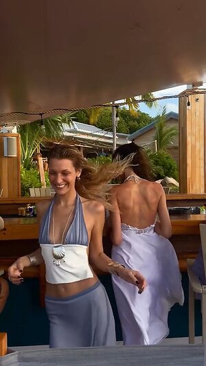 Bella Hadid Hot Nude Leaked Photo #8