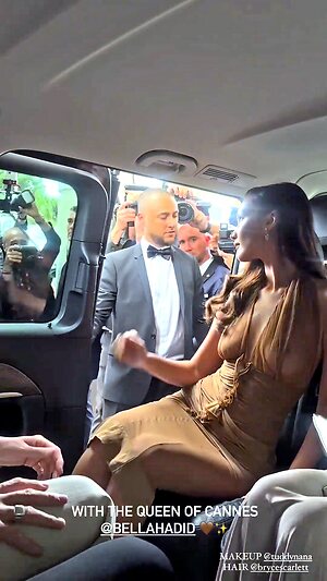 Bella Hadid Hot leaked photo #82