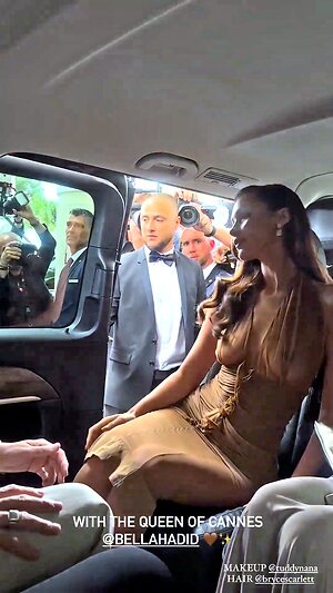 Bella Hadid Hot leaked photo #83