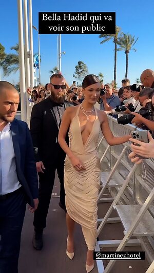 Bella Hadid Hot leaked photo #92