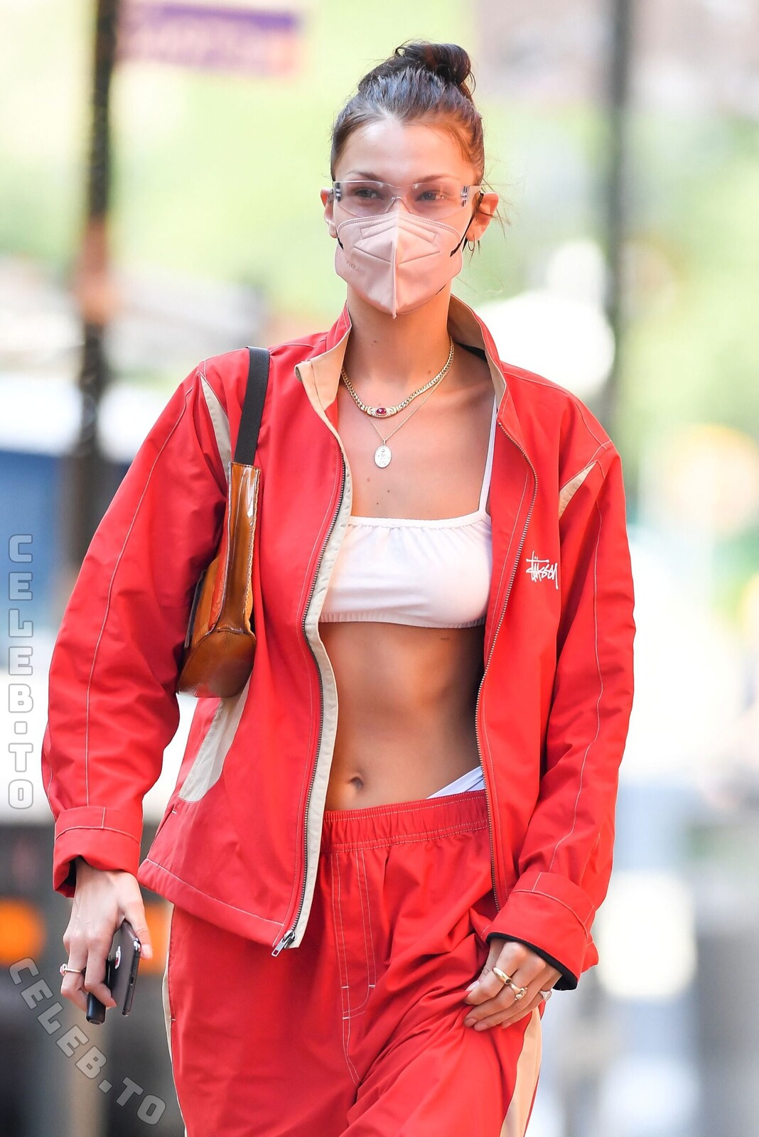 Bella Hadid Nude Leaked Photos