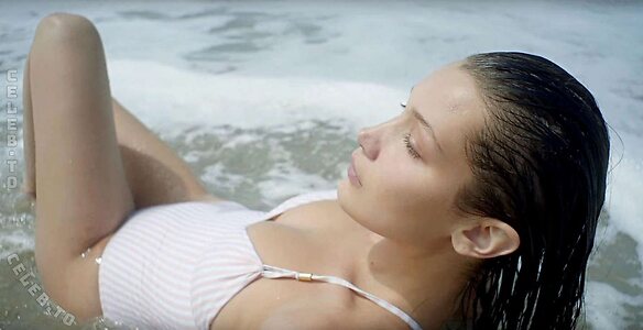 Bella Hadid leaked photo #411