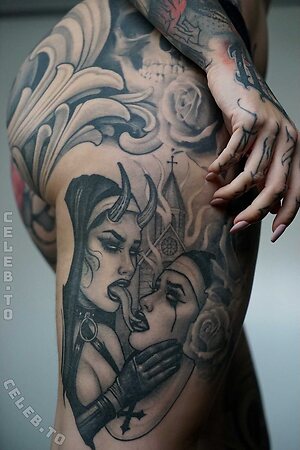 Bella Isadora Nude Photos