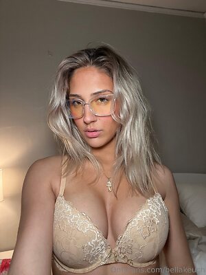 bella keuch leaked photos