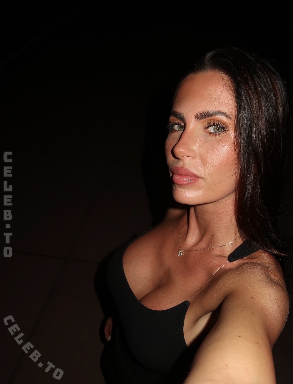 Bella Kraus photo