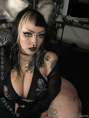 Bella Luna leaked photo #33