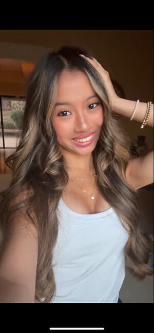 Bella Luu leaked photo #7