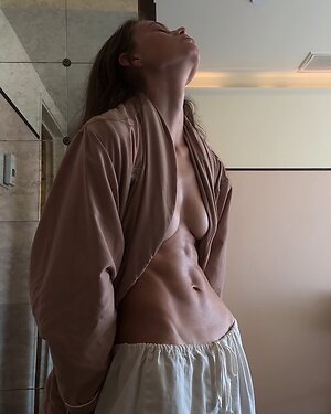 Bella Michlo leaked photo #27