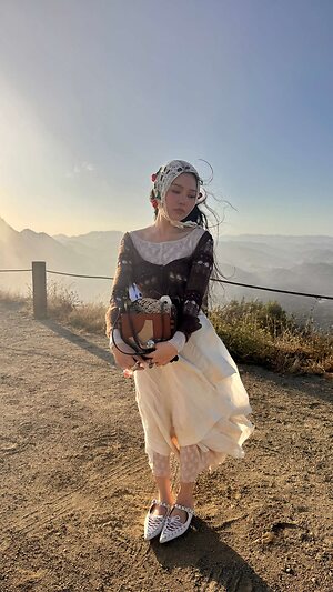 Bella Poarch leaked photo #38