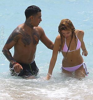 Bella Thorne Nude Leaked Photo #20