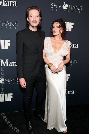 Bella Thorne Nude Leaked Photo #59