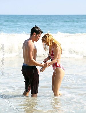 Bella Thorne photo