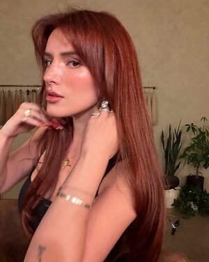 Bella Thorne leaked photo #210