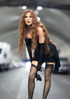 Bella Thorne leaked photo #249