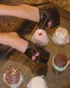 Bella Thorne leaked photo #263